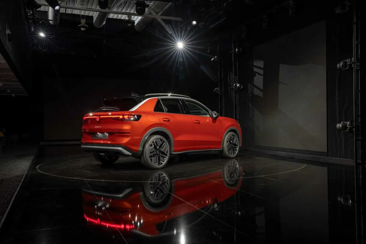 Nuova Volkswagen T-Roc:  (2)