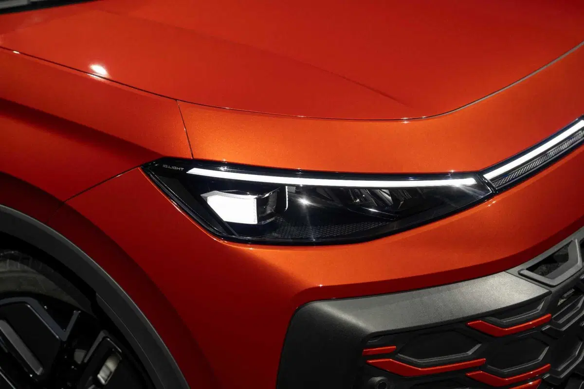 Nuova Volkswagen T-Roc:  (7)