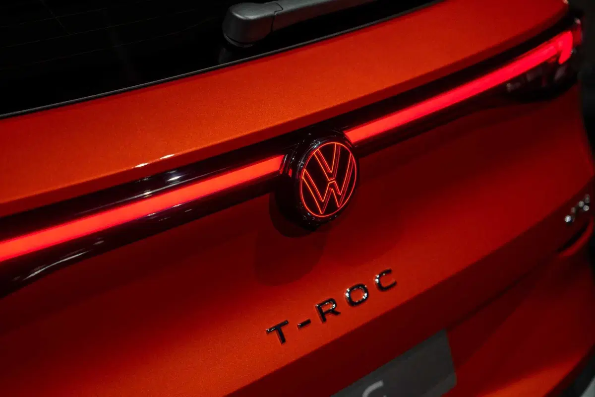 Nuova Volkswagen T-Roc:  (9)