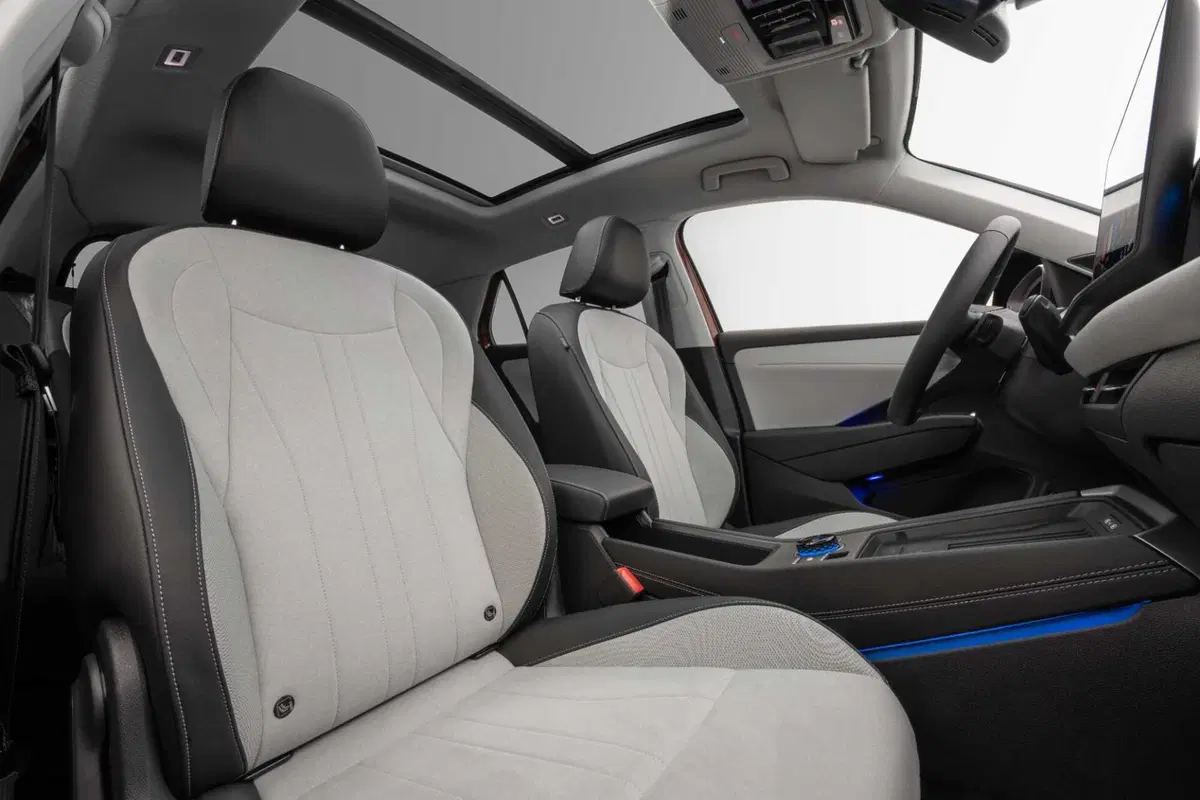 Nuova Volkswagen T-Roc:  (23)