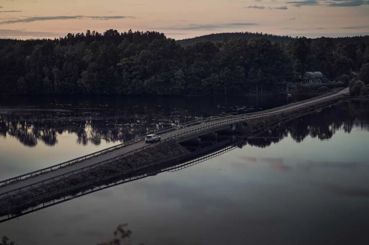 Volvo XC70: il nuovo SUV plug-in con oltre 200 km di autonomia elettrica (3)