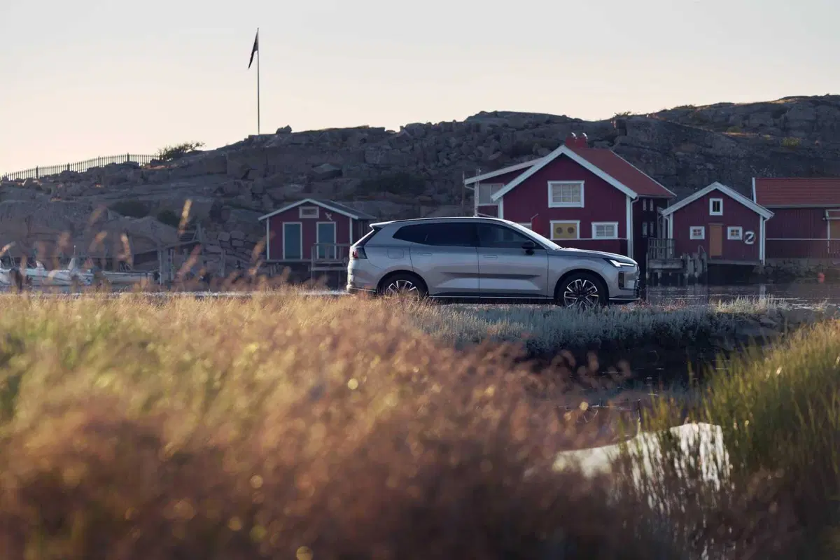 Volvo XC70: il nuovo SUV plug-in con oltre 200 km di autonomia elettrica (46)