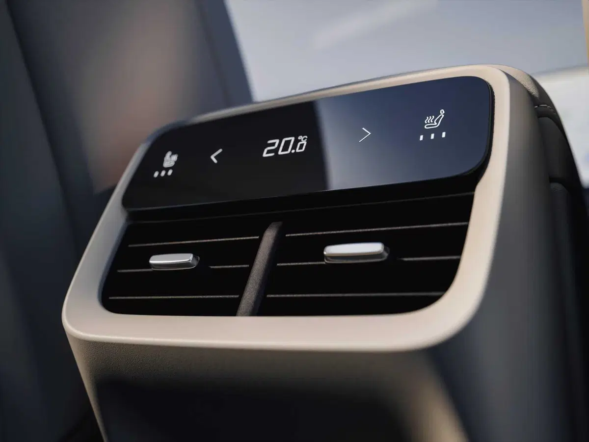Volvo XC70: il nuovo SUV plug-in con oltre 200 km di autonomia elettrica (54)