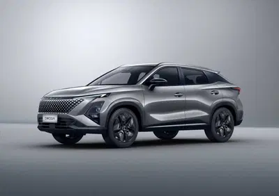 OMODA 5: arriva il nuovo restyling dopo un anno in Italia | Prezzi e caratteristiche 