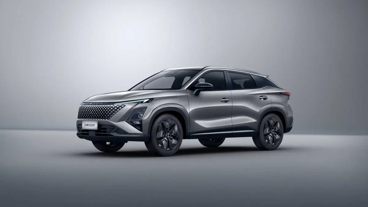OMODA 5: arriva il nuovo restyling dopo un anno in Italia | Prezzi e caratteristiche  (8)