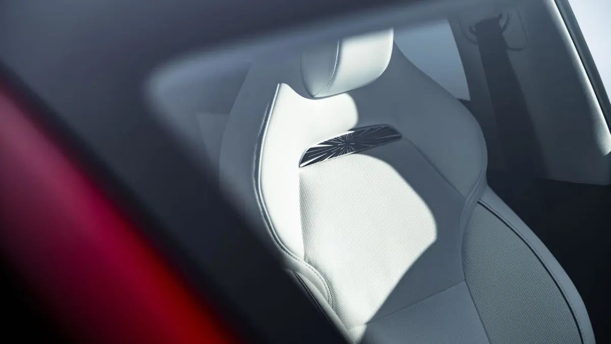 Nuova Tesla Model Y Performance: dal Nürburgring alle strade europee, la SUV elettrica è ancor più potente (3)