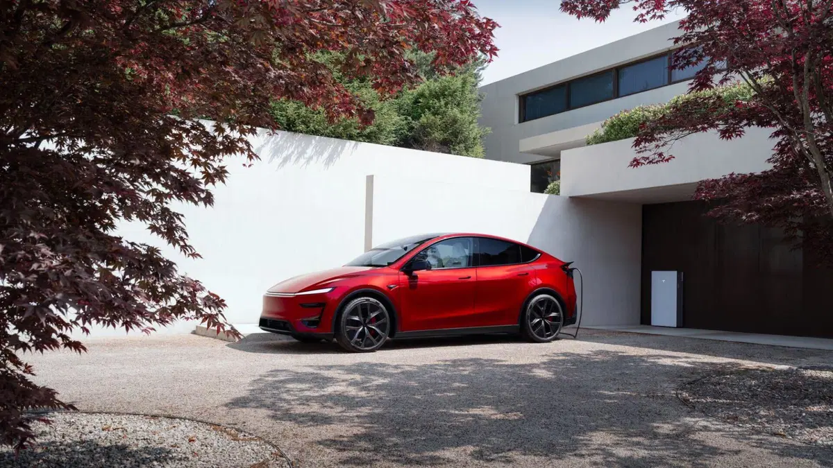 Nuova Tesla Model Y Performance: dal Nürburgring alle strade europee, la SUV elettrica è ancor più potente (19)