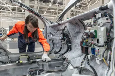 Investimenti, fabbriche, spedizioni. Dal Brasile all'Europa, ecco la nuova strategia dei colossi cinesi dell'automotive