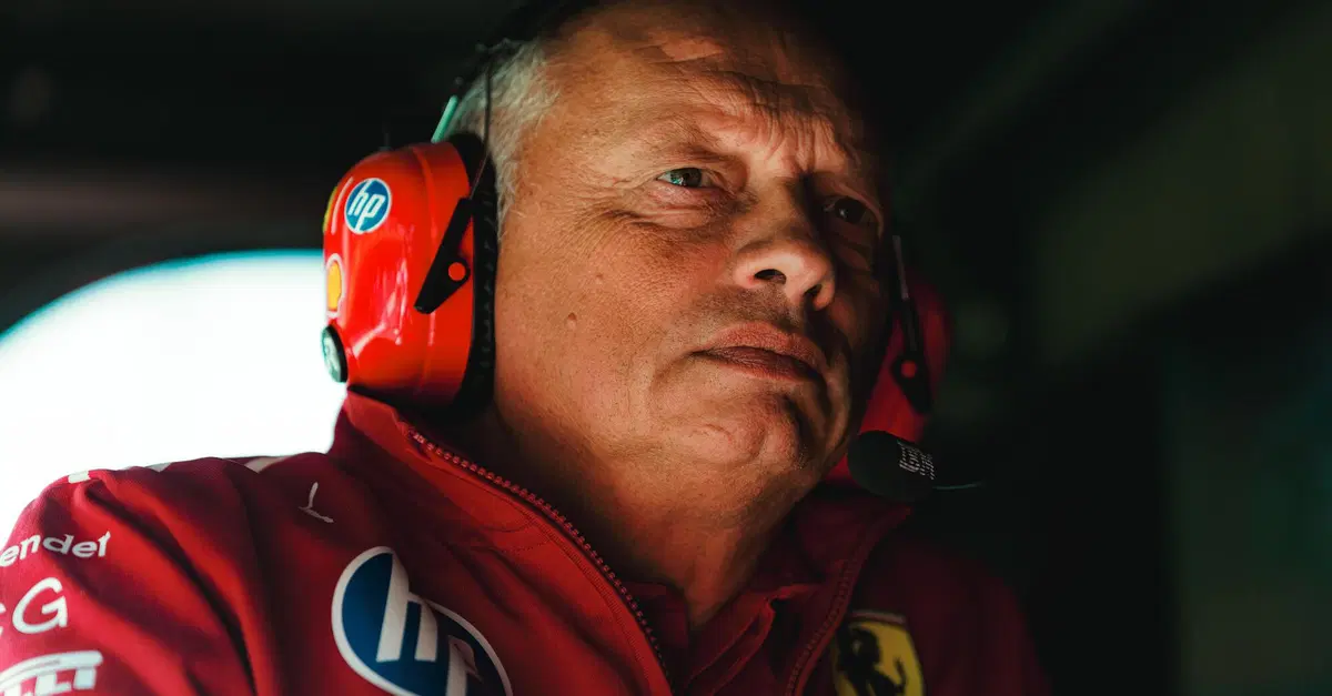 F1. Doppio ritiro per Ferrari in Olanda,Vasseur: "Leclerc e Russell? Incidente di gara. Hamilton sta ritrovando fiducia in vista di Monza"