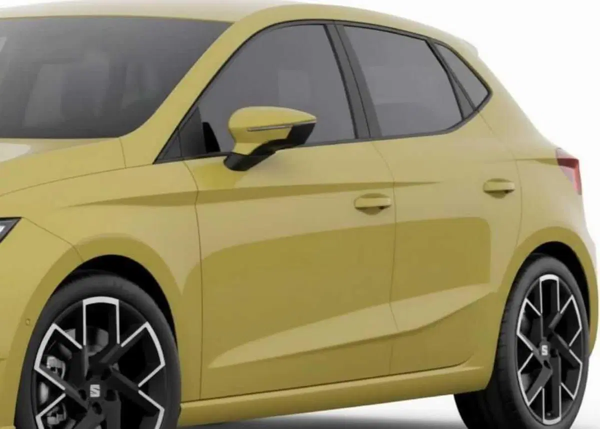 Nuova Seat Ibiza: debutto a Monaco, ecco le foto spia del restyling che svelano il nuovo volto