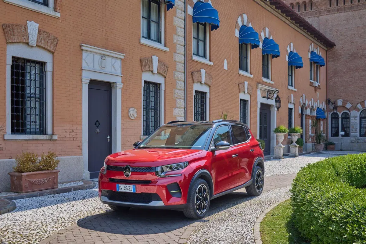 Tutte le immagini della nuova Citroen C3 (6)