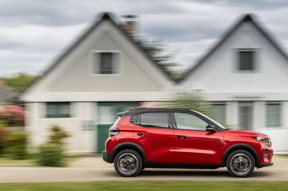 Tutte le immagini della nuova Citroen C3 (12)
