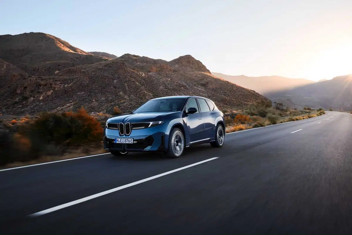 BMW iX3 (4)