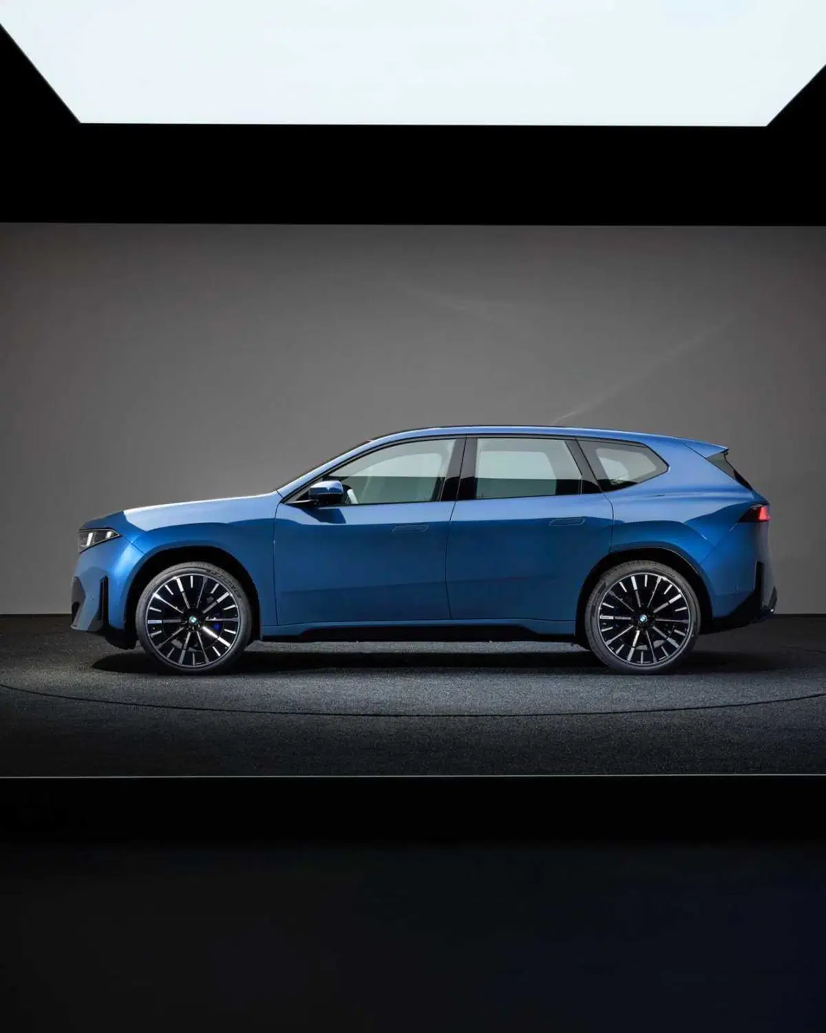 BMW iX3 (42)