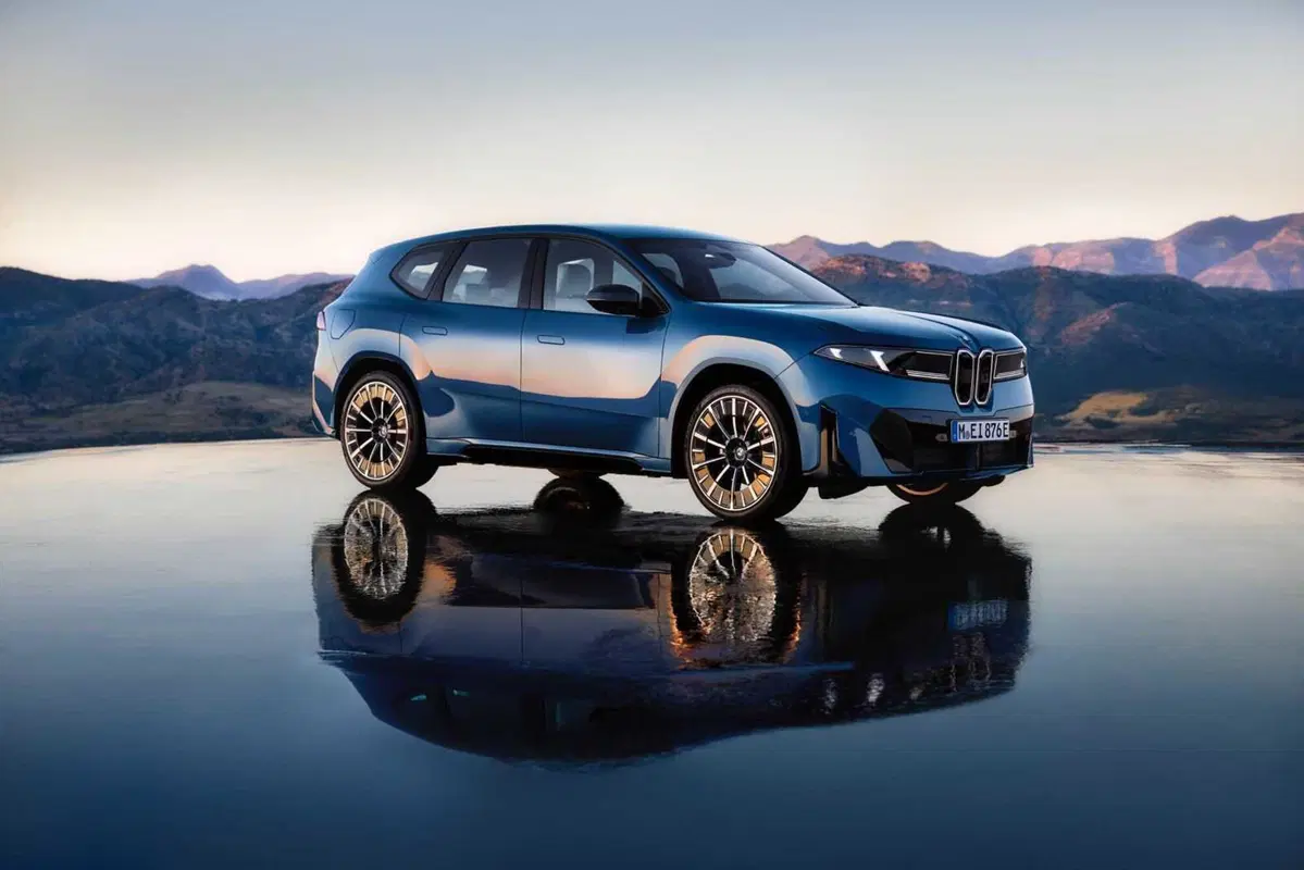 BMW iX3: i prezzi italiani della nuova elettrica, ecco tutti gli allestimenti