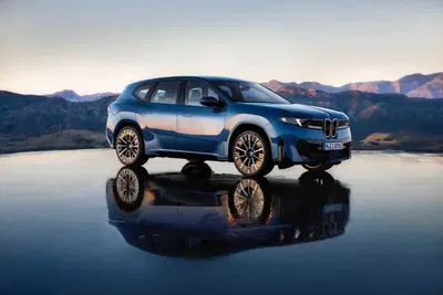 BMW iX3: i prezzi italiani della nuova elettrica, ecco tutti gli allestimenti
