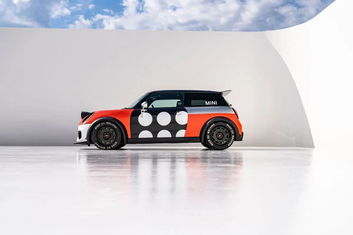 Mini "The Machina"