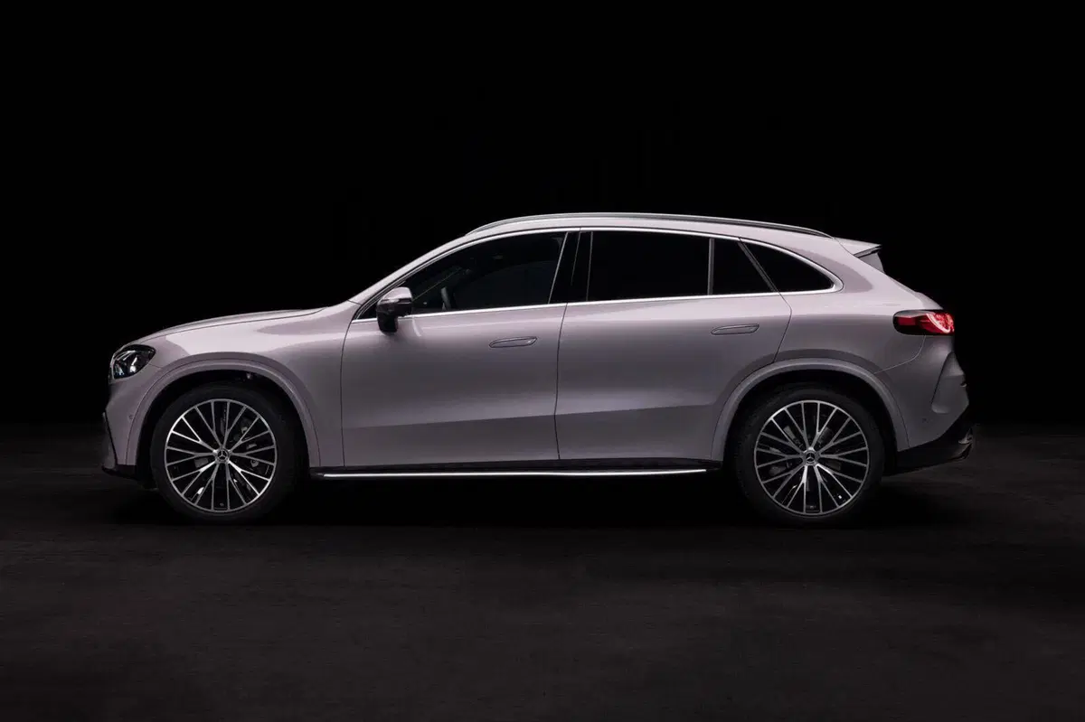 Nuova Mercedes-Benz GLC elettrica: lusso, tecnologia e autonomia da primato (8)