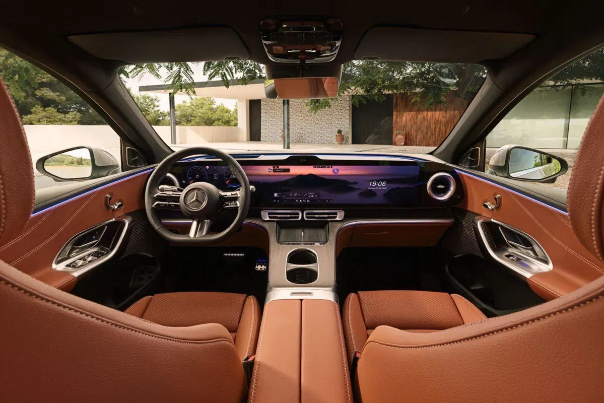 Nuova Mercedes-Benz GLC elettrica: lusso, tecnologia e autonomia da primato (23)