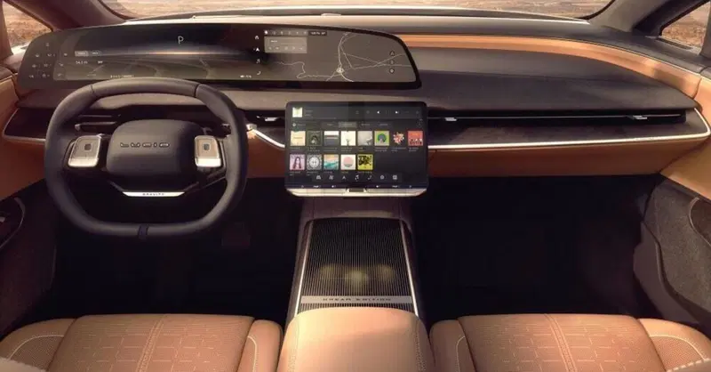 Lucid Gravity: il &ldquo;miglior SUV elettrico del mondo&rdquo; da 116.900 &euro; che Uber porter&agrave; in Spagna