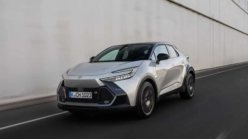 Toyota Toyota C-HR 1.8 hev GR Sport fwd e-cvt