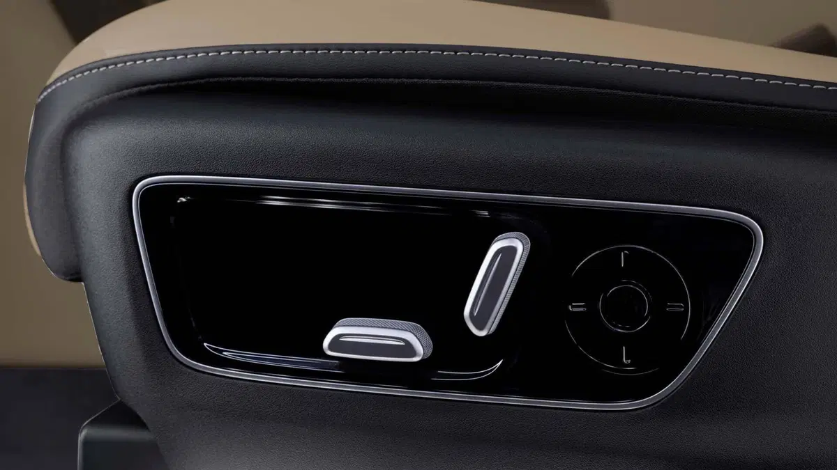 Hongqi EHS5: il SUV elettrico cinese che conquista l’Europa al Salone di Monaco 2025 (16)
