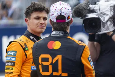 F1, Toto Wolff avverte McLaren: "Ordini di scuderia pericolosi. Hamilton e Rosberg erano due leoni, con Norris e Piastri la situazione &egrave; diversa"