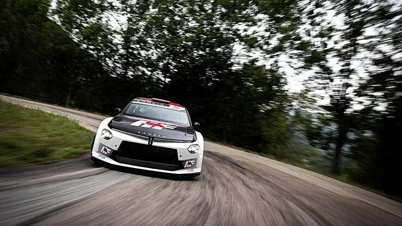 UFFICIALE! Lancia torna nel Mondiale Rally con la Ypsilon Rally2 HF Integrale: scatenate l&rsquo;inferno