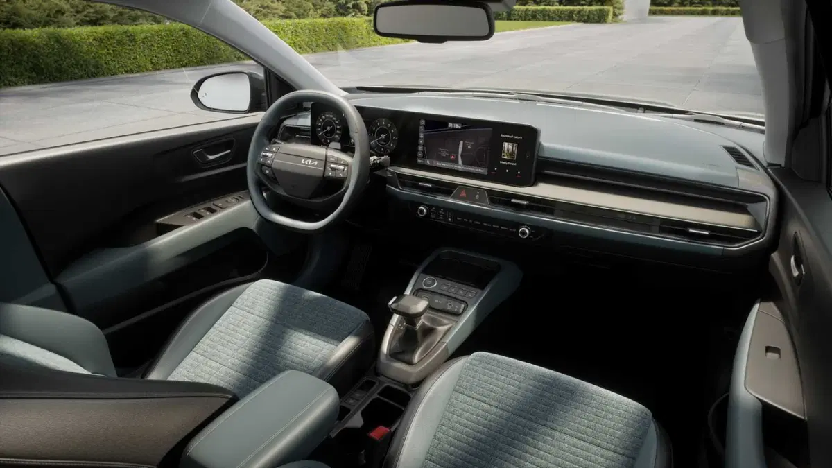 Nuova Kia Stonic 2025: il crossover compatto che ridefinisce le regole del segmento B