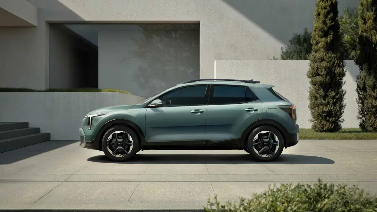 Nuova Kia Stonic 2025: il crossover compatto che ridefinisce le regole del segmento B (5)