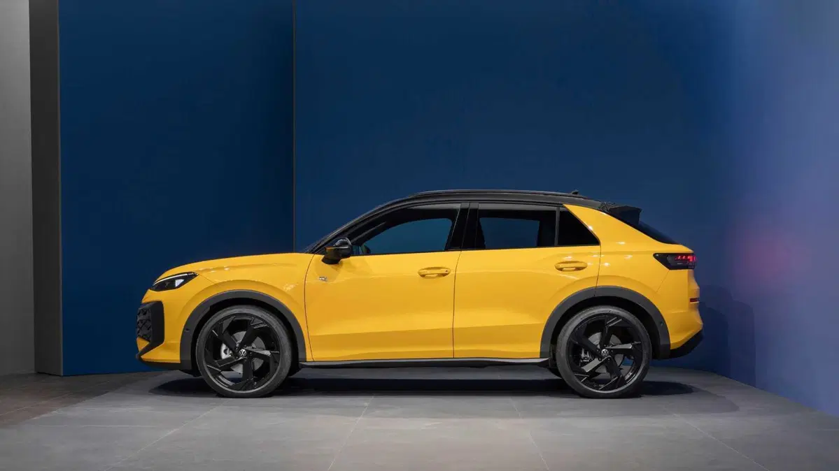 Volkswagen T-Roc 1.5 tsi hybrid R-Line 136cv (3)