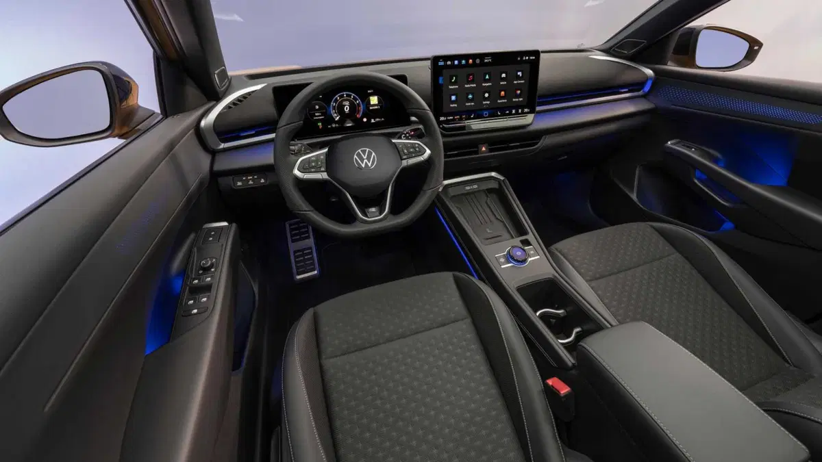 Volkswagen T-Roc 1.5 tsi hybrid R-Line 136cv (8)