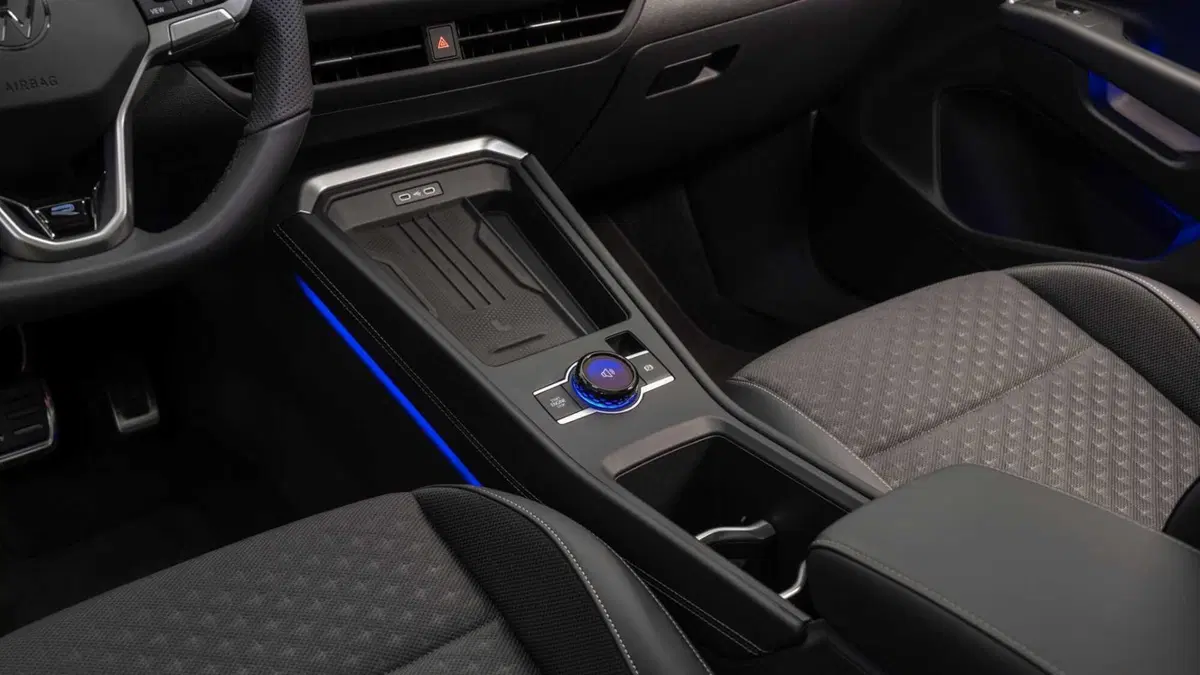 Volkswagen T-Roc 1.5 tsi hybrid R-Line 136cv (12)