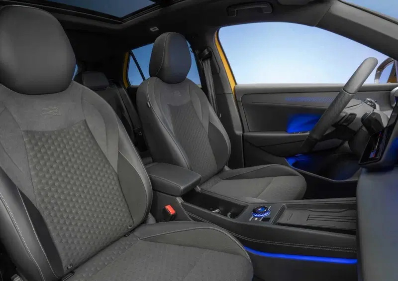 Volkswagen T-Roc (10)