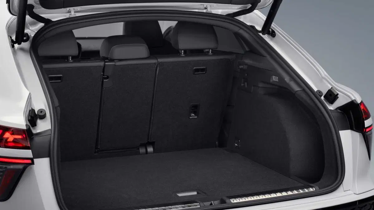 Audi Q3 Sportback (12)