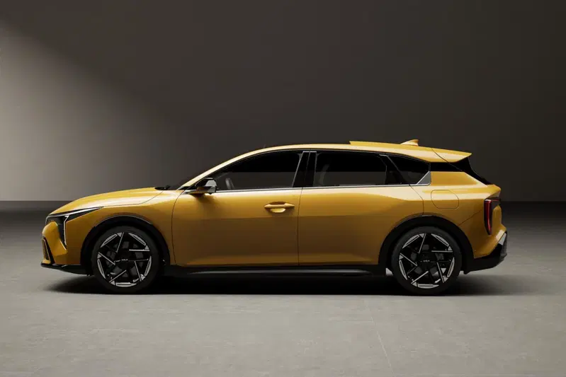 KIA K4