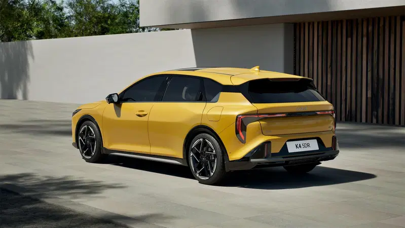 KIA K4 retro