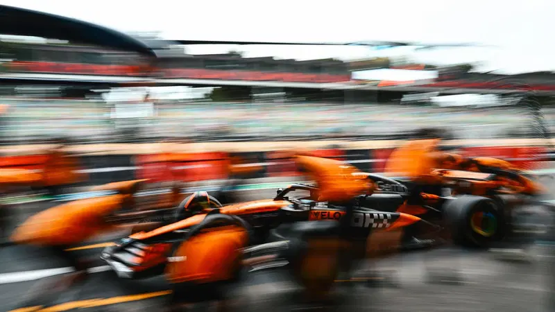 F1 2025, McLaren a un passo dal Mondiale Costruttori: a Baku pu&ograve; battere la Ferrari. Ecco di cosa ha bisogno