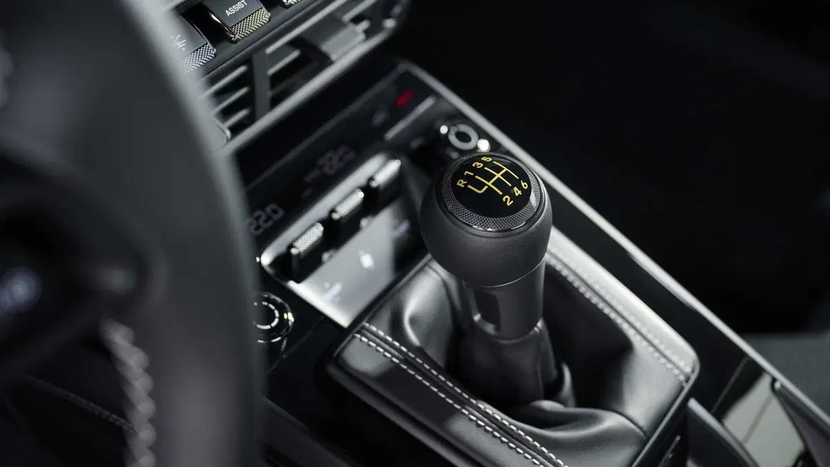 Porsche 911: più versioni con cambio manuale in arrivo! (3)
