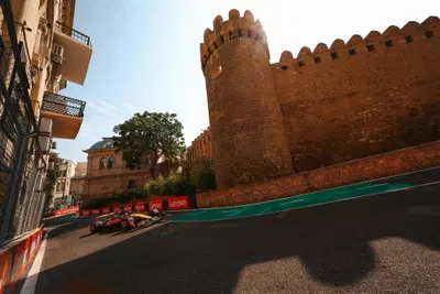 F1, Norris leader nella FP3 del GP di Baku davanti a Verstappen e Piastri: Ferrari pronta alla sfida con Hamilton e Leclerc