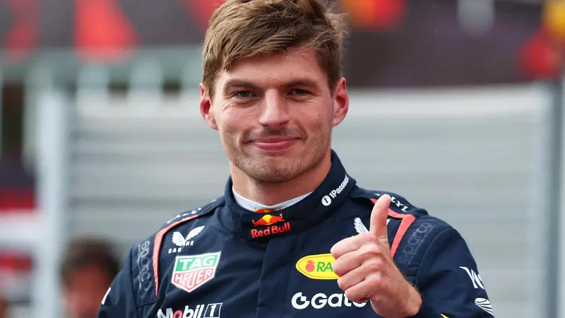 F1. Max Verstappen in pole a Baku dopo 6 bandiere rosse: "Una qualifica lunghissima e difficilissima"