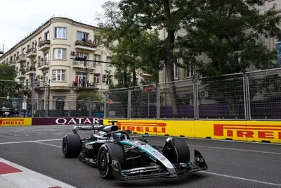 F1, Russell sofferente a Baku riporta la Mercedes seconda nei Costruttori: &ldquo;Un weekend duro, ma tornare sul podio &egrave; un sollievo&rdquo;