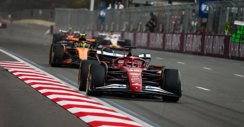 F1, Leclerc solo nono a Baku: "L&rsquo;errore in qualifica ha rovinato il weekend, impossibile sorpassare"