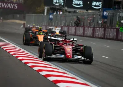 F1, Leclerc solo nono a Baku: L’errore in qualifica ha rovinato il weekend, impossibile sorpassare