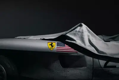 Ferrari Testa Rossa elettrica in scala 75%: quando la storia incontra il futuro