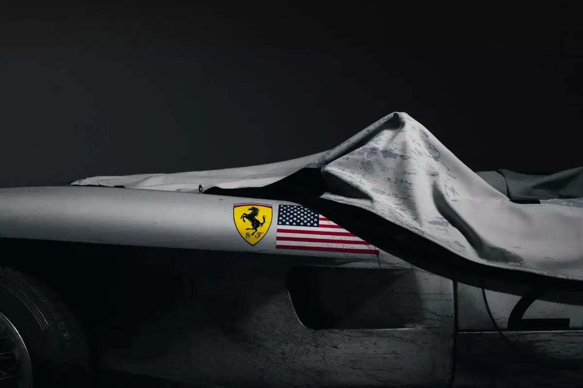 Ferrari Testa Rossa elettrica in scala 75%: quando la storia incontra il futuro (2)