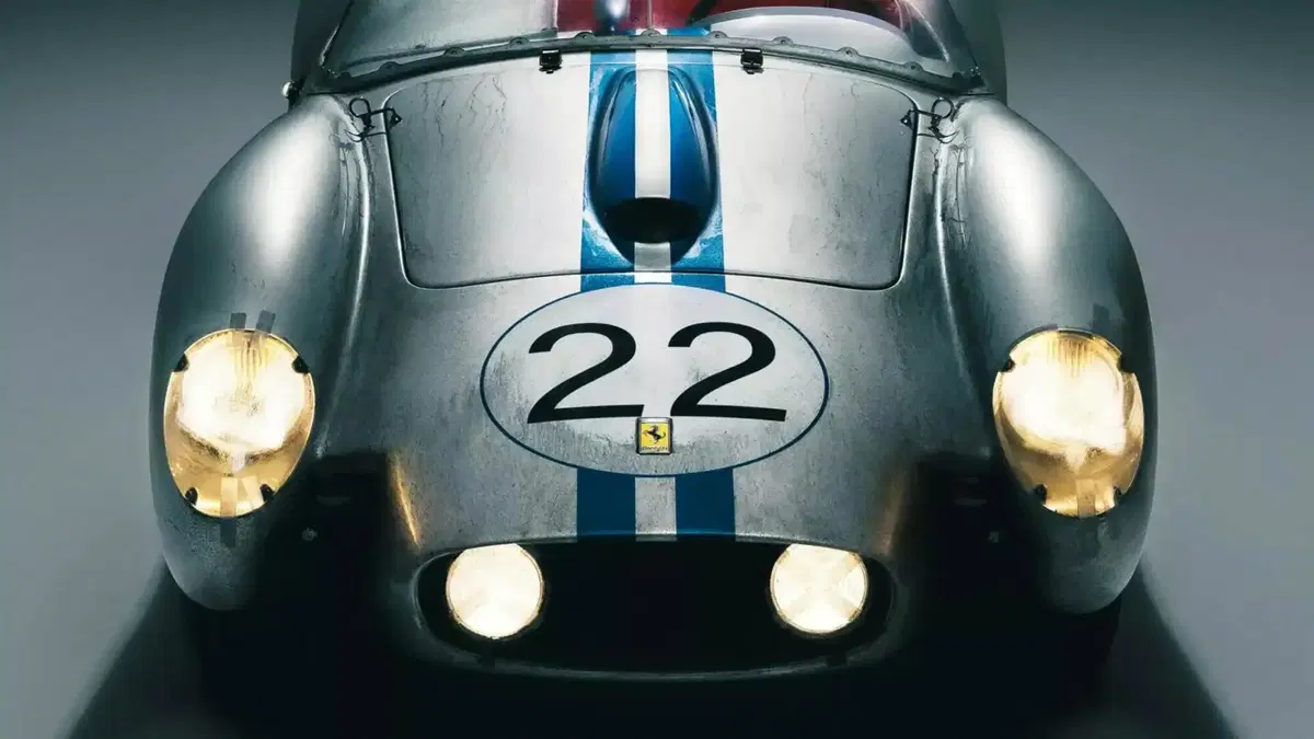 Ferrari Testa Rossa elettrica in scala 75%: quando la storia incontra il futuro (13)