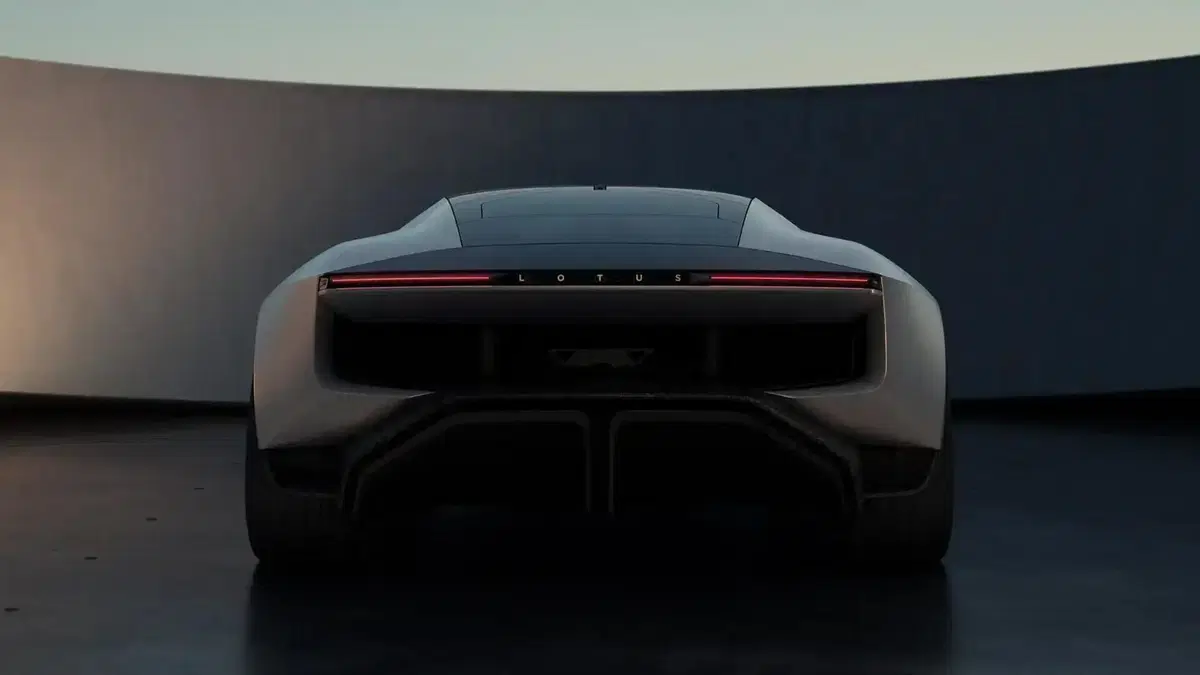 Lotus Theory 1: la supercar elettrica da 986 CV bloccata solo da un tergicristallo! (8)
