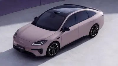 L&rsquo;ennesima auto cinese sfida Tesla Model 3 con prezzi da urlo: 11.900 euro in Cina, ma in Europa sar&agrave; un'altra storia