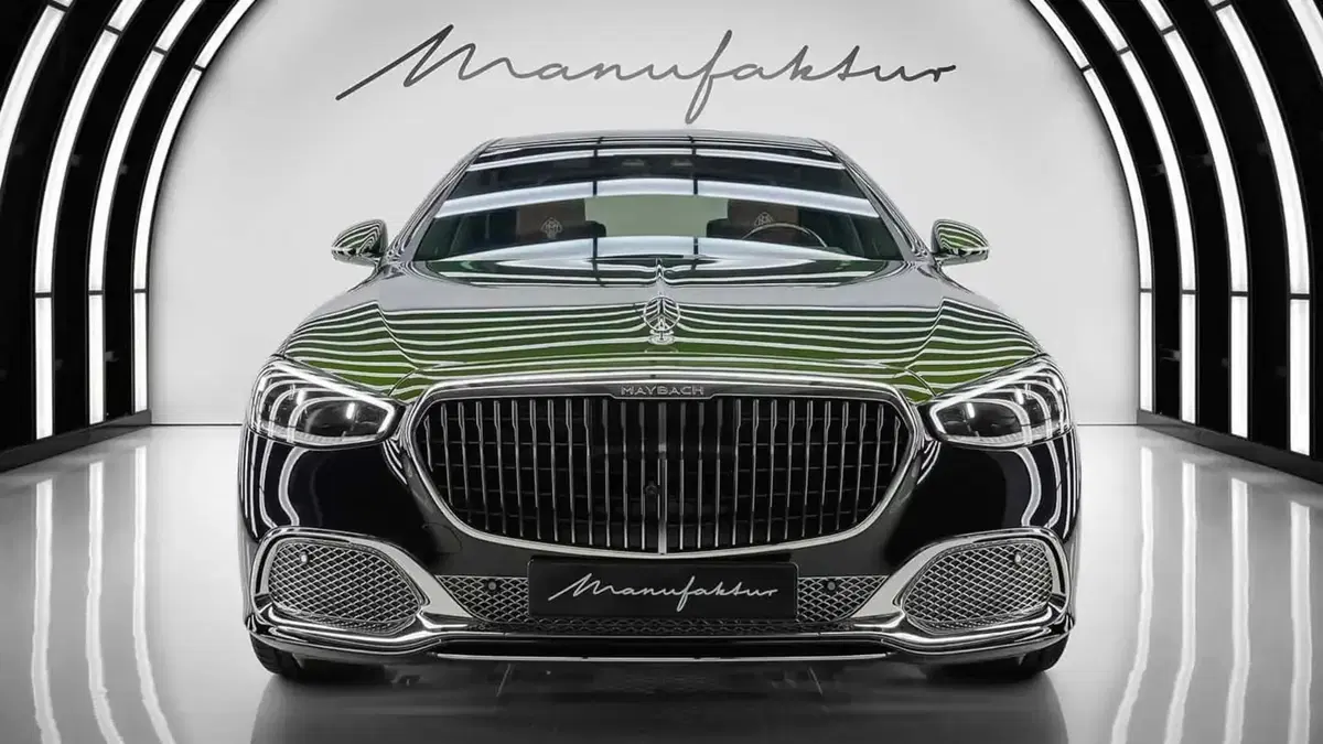 Mercedes-Maybach S 680 V12 Edition: oro, lusso sfacciato e un V12 che nel 2025 va contro l’elettrico (4)